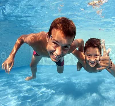 Teen swim lessons in Stafford Spring, TX