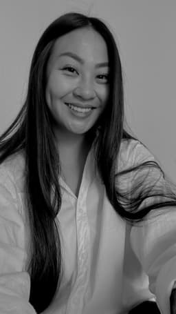 Instructor Amanda A. profile Card Image