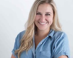 Instructor Britnee C. profile Card Image