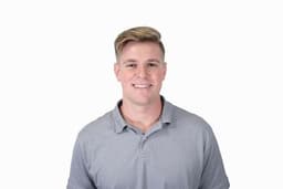 Instructor Carson V. profile Card Image