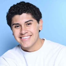 Instructor Christopher V. profile Card Image