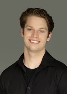 Instructor Ethan L. profile Card Image