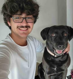 Instructor Ethan L. profile Card Image