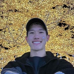 Instructor Everett J. profile Card Image