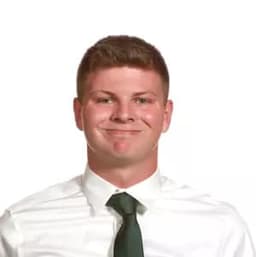 Instructor Finn H. profile Card Image