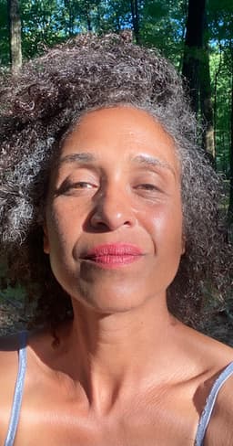 Instructor Gisele G. profile Card Image