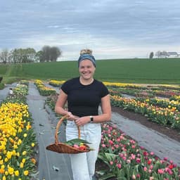 Instructor Jordyn G. profile Card Image