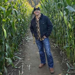 Instructor Joshua R. profile Card Image