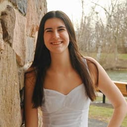 Instructor Kaylee D. profile Card Image