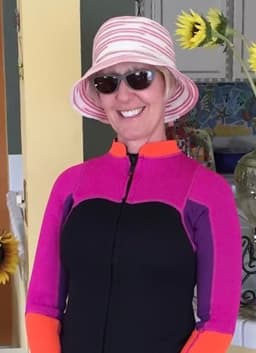 Instructor Linda C. profile Card Image