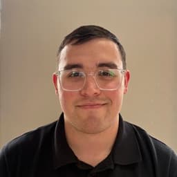 Instructor Lucas W. profile Card Image