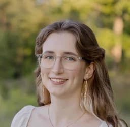Instructor Madeline R. profile Card Image