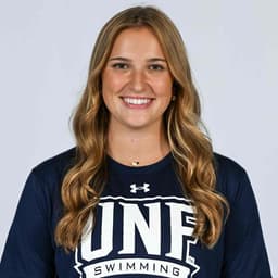 Instructor Madelyn Y. profile Card Image