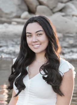 Instructor Madisson S. profile Card Image