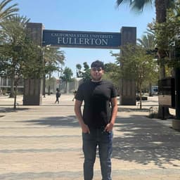 Instructor Nshan D. profile Card Image