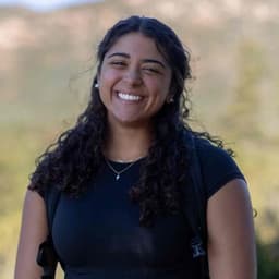 Instructor Rachel S. profile Card Image