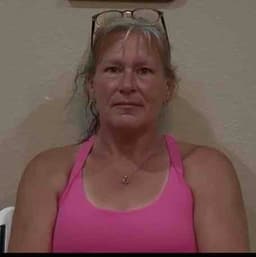 Instructor Robin W. profile Card Image