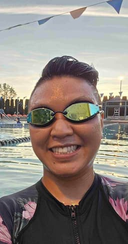 Instructor Sarah T. profile Card Image