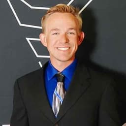 Instructor Sean B. profile Card Image