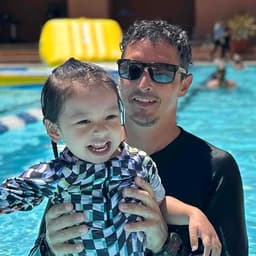 Instructor Shaw C. profile Card Image