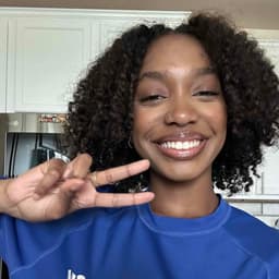 Instructor Shelomi V. profile Card Image