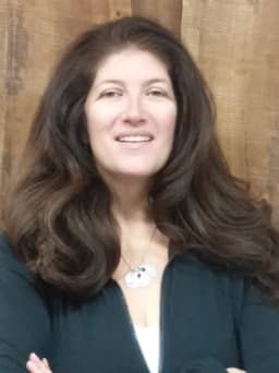 Instructor Lisa M. profile Card Image