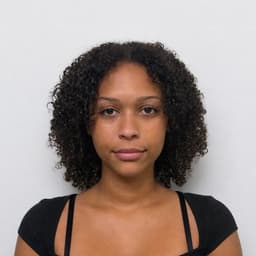 Instructor Silvera O. profile Card Image