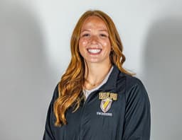 Instructor Sophia S. profile Card Image