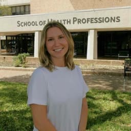 Instructor Sophia S. profile Card Image