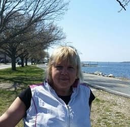 Instructor Tetyana N. profile Card Image