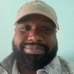 Instructor Tyler E. profile Card Image