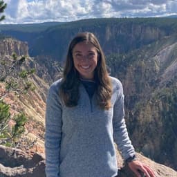 Instructor Victoria F. profile Card Image