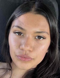 Instructor emily t. profile Card Image