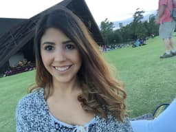 Instructor Ana B. profile Card Image