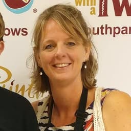 Instructor Frances G. profile Card Image