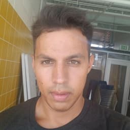 Instructor Esau C. profile Card Image