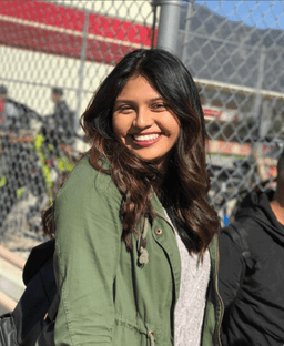 Instructor Nayleen C. profile Card Image