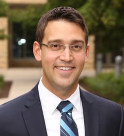 Instructor Stefan S. profile Card Image