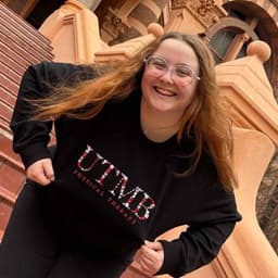 Instructor Abigail P. profile Card Image