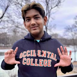 Instructor Ahren S. profile Card Image