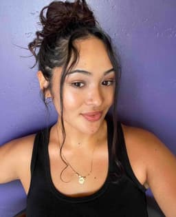 Instructor Ailani C. profile Card Image