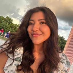 Instructor Alexandra B. profile Card Image