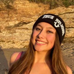 Instructor Alexia G. profile Card Image