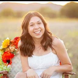 Instructor Amry S. profile Card Image