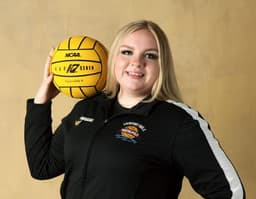 Instructor Andelina H. profile Card Image