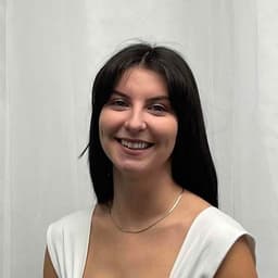 Instructor Angel R. profile Card Image