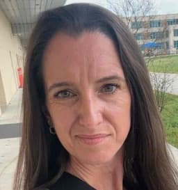 Instructor Angela R. profile Card Image