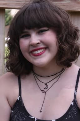 Instructor Anna L. profile Card Image