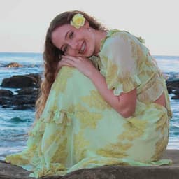 Instructor Anne S. profile Card Image