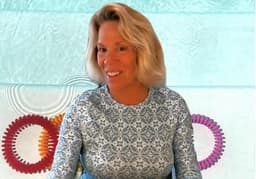 Instructor Anne G. profile Card Image